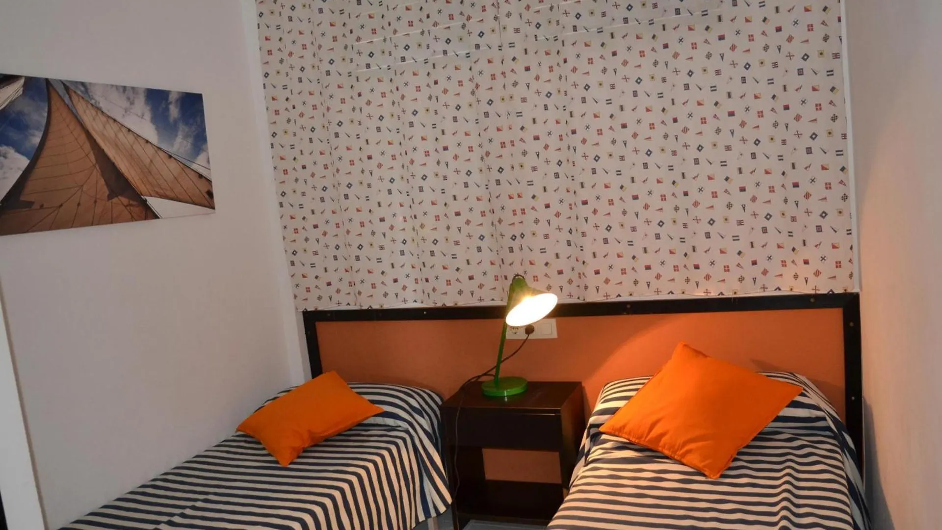 Apartamento En L'Estartit Con Piscina, Terraza Y A 5 Minutos De La Playa - Es-323-27 0*,  Spanien