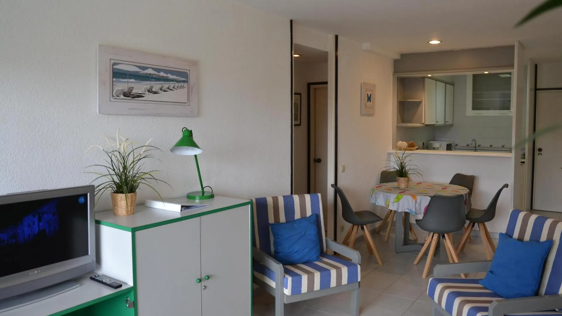 公寓 Apartamento En L'Estartit Con Piscina, Terraza Y A 5 Minutos De La Playa - Es-323-27 西班牙