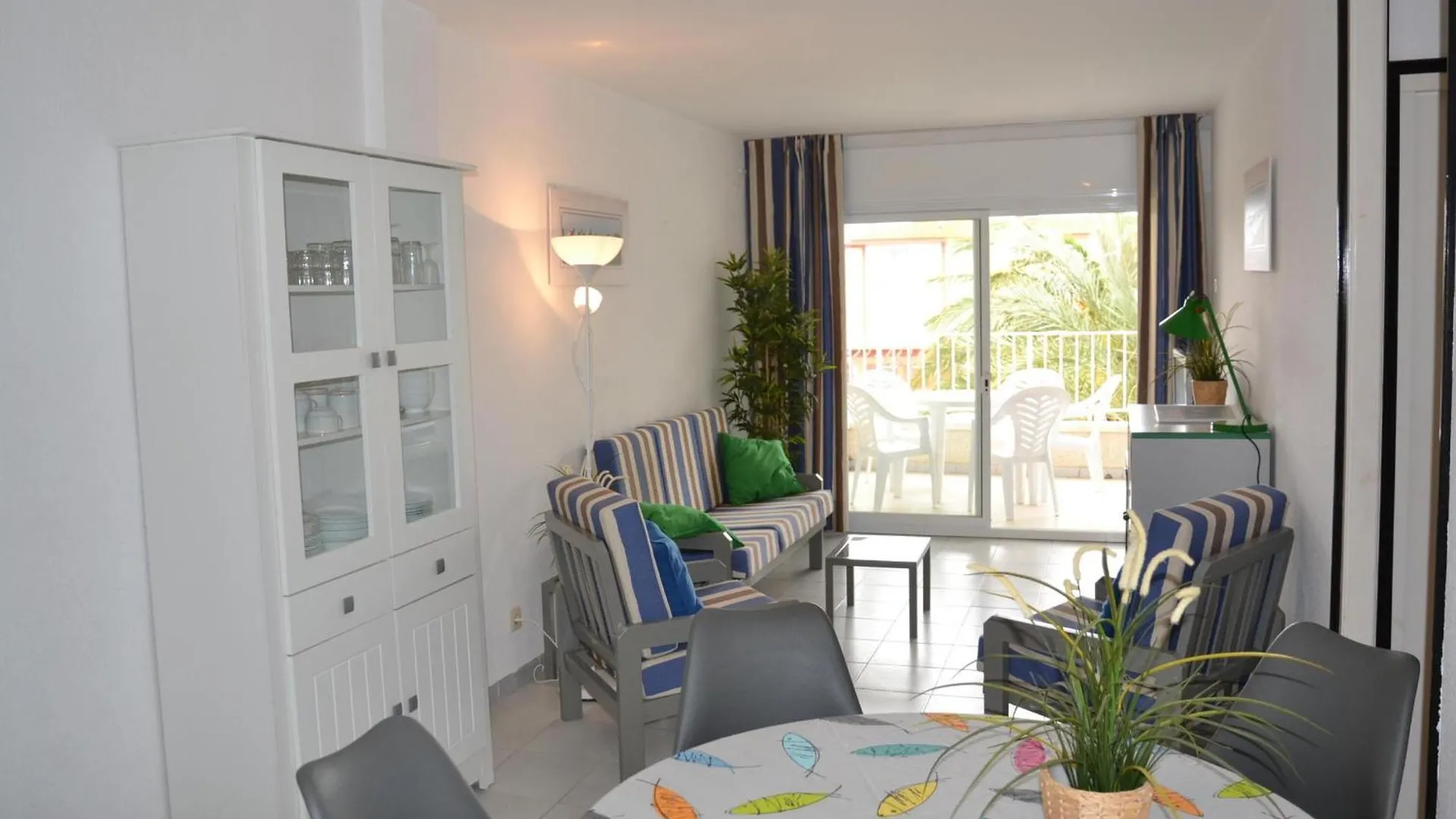 Apartamento En L'Estartit Con Piscina, Terraza Y A 5 Minutos De La Playa - Es-323-27 公寓